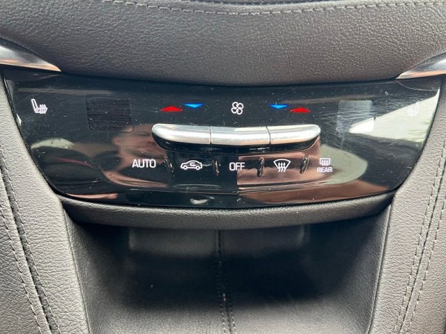 2022 Cadillac XT5 AWD Premium Luxury