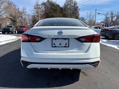 2022 Nissan Altima 2.5 S