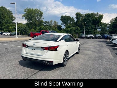 2022 Nissan Altima 2.5 SR