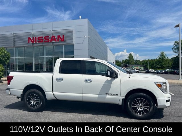 2021 Nissan Titan SV