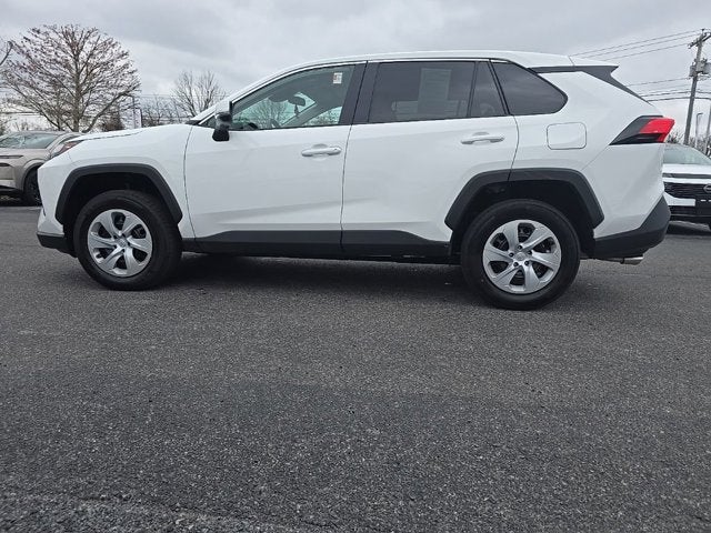 2025 Toyota RAV4 LE