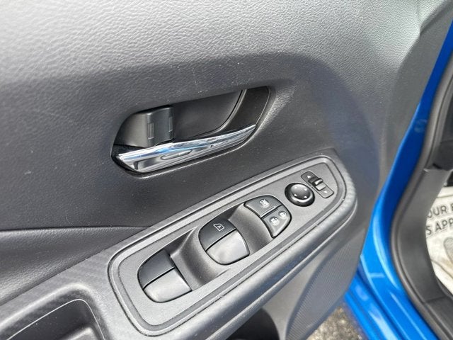 2023 Nissan Versa SV