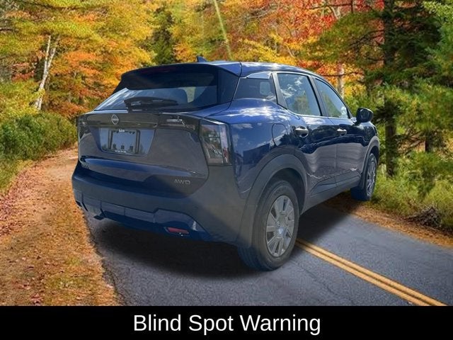2025 Nissan Kicks S