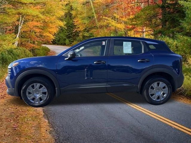2025 Nissan Kicks S