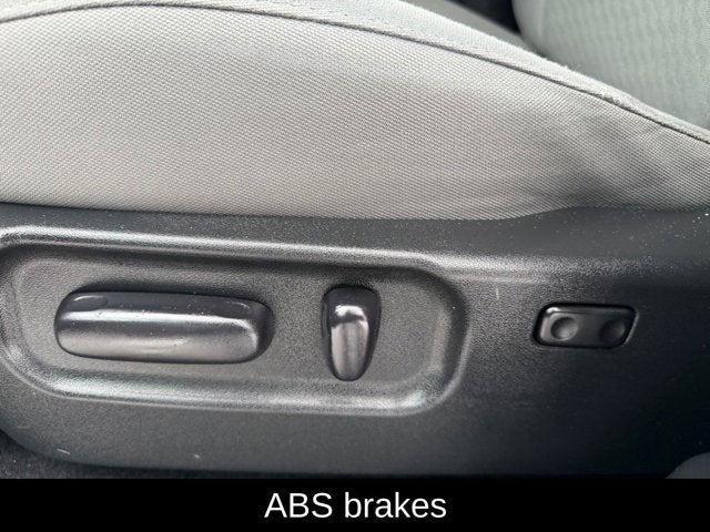 2022 Toyota Tacoma 4WD SR5