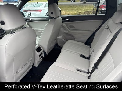 2022 Volkswagen Tiguan SE R-Line Black