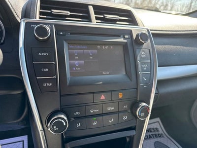 2017 Toyota Camry SE