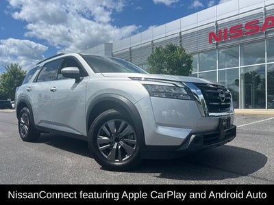 2024 Nissan Pathfinder SV