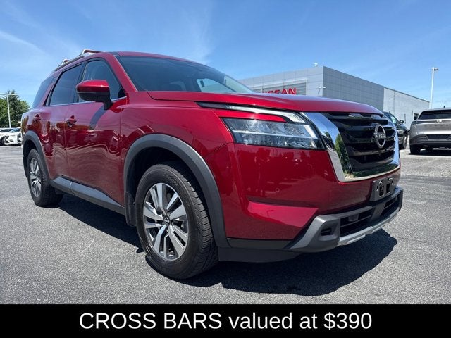 2023 Nissan Pathfinder SL
