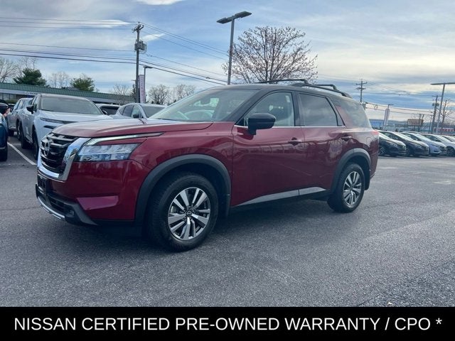 2022 Nissan Pathfinder SL