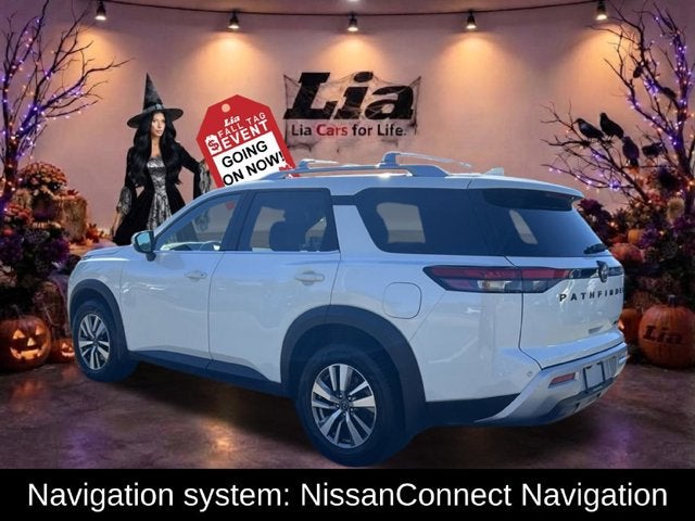 2023 Nissan Pathfinder SL