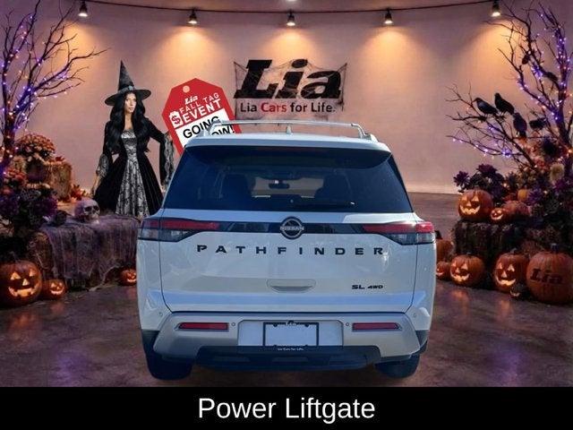 2023 Nissan Pathfinder SL
