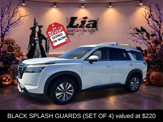 2023 Nissan Pathfinder SL