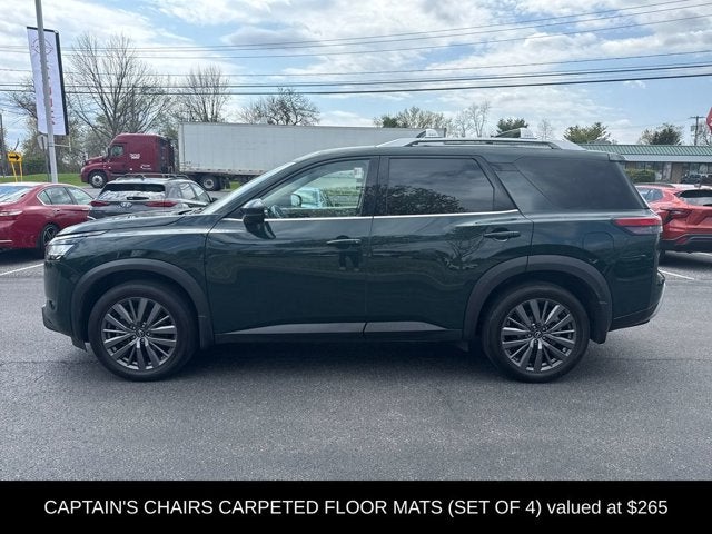 2023 Nissan Pathfinder SL