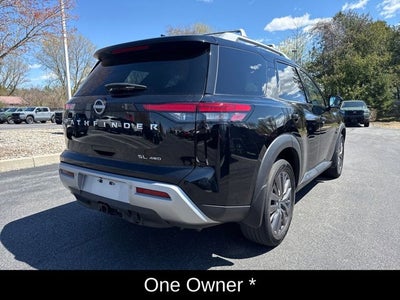 2023 Nissan Pathfinder SL