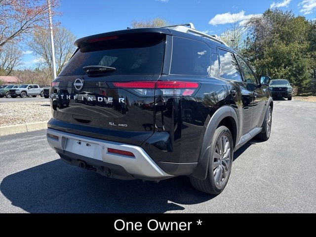 2023 Nissan Pathfinder SL