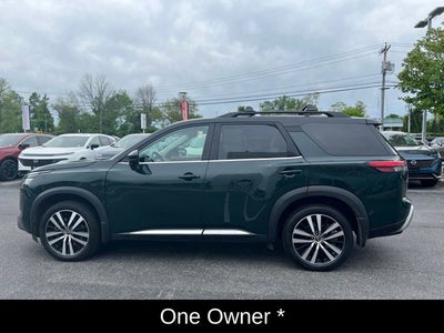 2023 Nissan Pathfinder Platinum