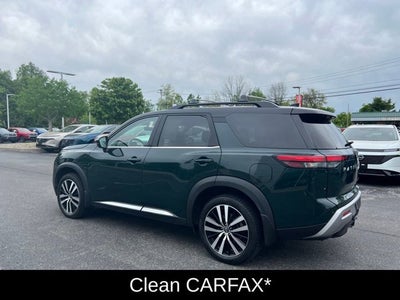 2023 Nissan Pathfinder Platinum