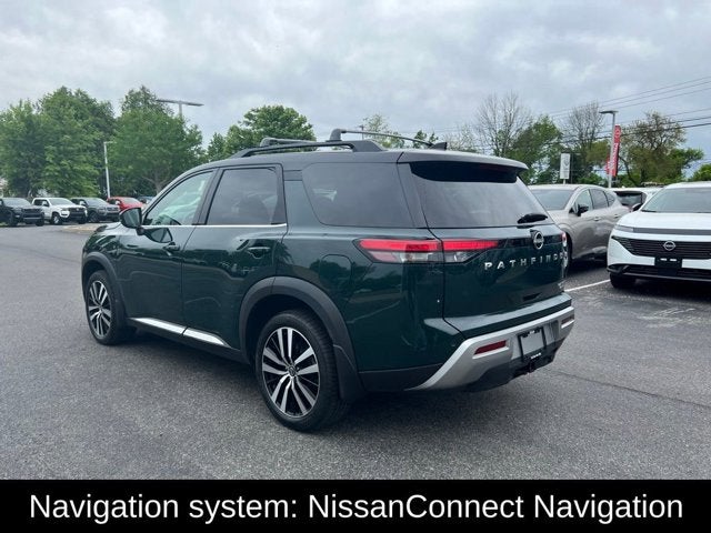 2023 Nissan Pathfinder Platinum