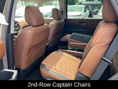 2024 Nissan Pathfinder Platinum