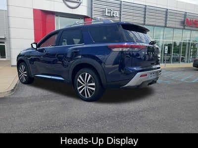 2022 Nissan Pathfinder Platinum