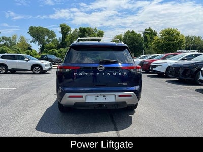 2022 Nissan Pathfinder Platinum