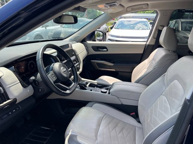 2022 Nissan Pathfinder Platinum