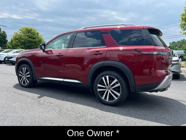 2023 Nissan Pathfinder Platinum