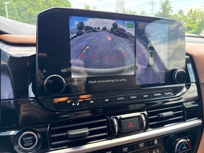 2023 Nissan Pathfinder Platinum