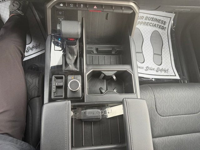 2024 Toyota Tundra 4WD SR5