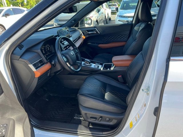2024 Mitsubishi Outlander SEL