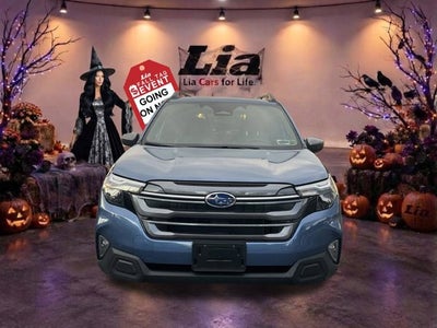 2025 Subaru Forester Premium