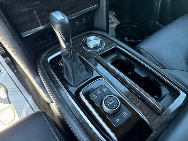 2023 Nissan Armada Platinum