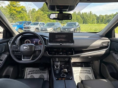 2025 Nissan Rogue SL