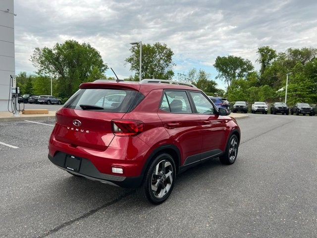 2023 Hyundai Venue SEL
