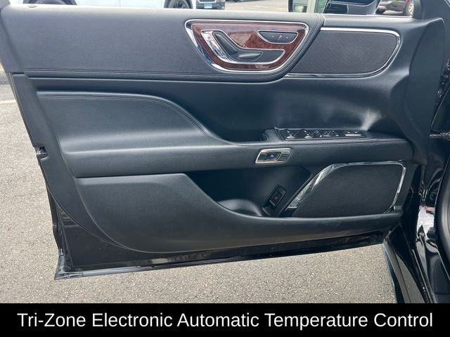 2019 Lincoln Continental Livery