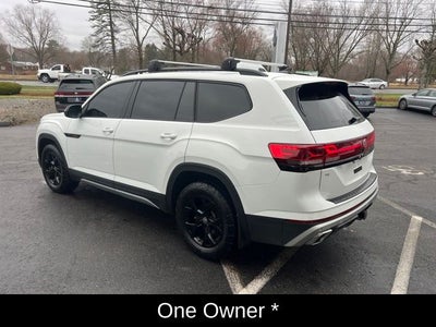 2024 Volkswagen Atlas 2.0T Peak Edition SE w/Technology