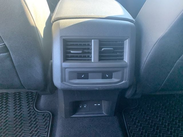 2023 Volkswagen Atlas Cross Sport 3.6L V6 SEL Premium R-Line