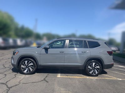 2026 Volkswagen Atlas SE w/Technology