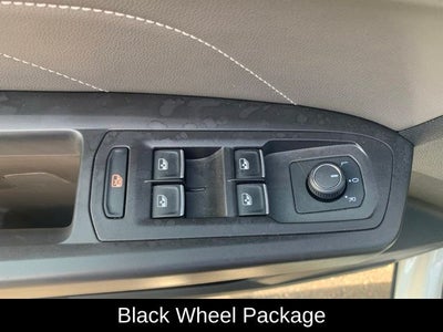 2023 Volkswagen Atlas Cross Sport 2.0T SE w/Technology
