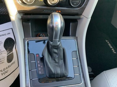 2016 Volkswagen Passat 1.8T SE