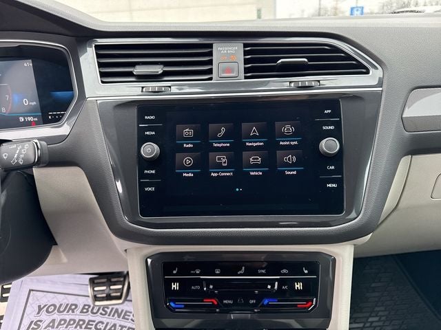 2023 Volkswagen Tiguan 2.0T SE R-Line Black