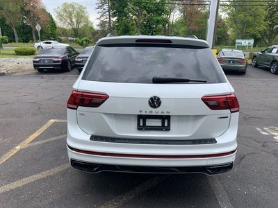 2023 Volkswagen Tiguan 2.0T SE R-Line Black