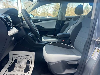 2025 Volkswagen Taos 1.5T S