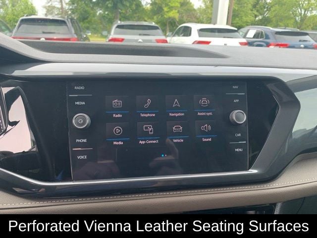 2022 Volkswagen Taos 1.5T SEL