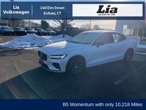 2022 Volvo S60 B5 Momentum