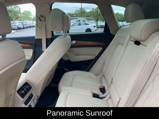 2023 Audi Q5 45 S line Premium quattro