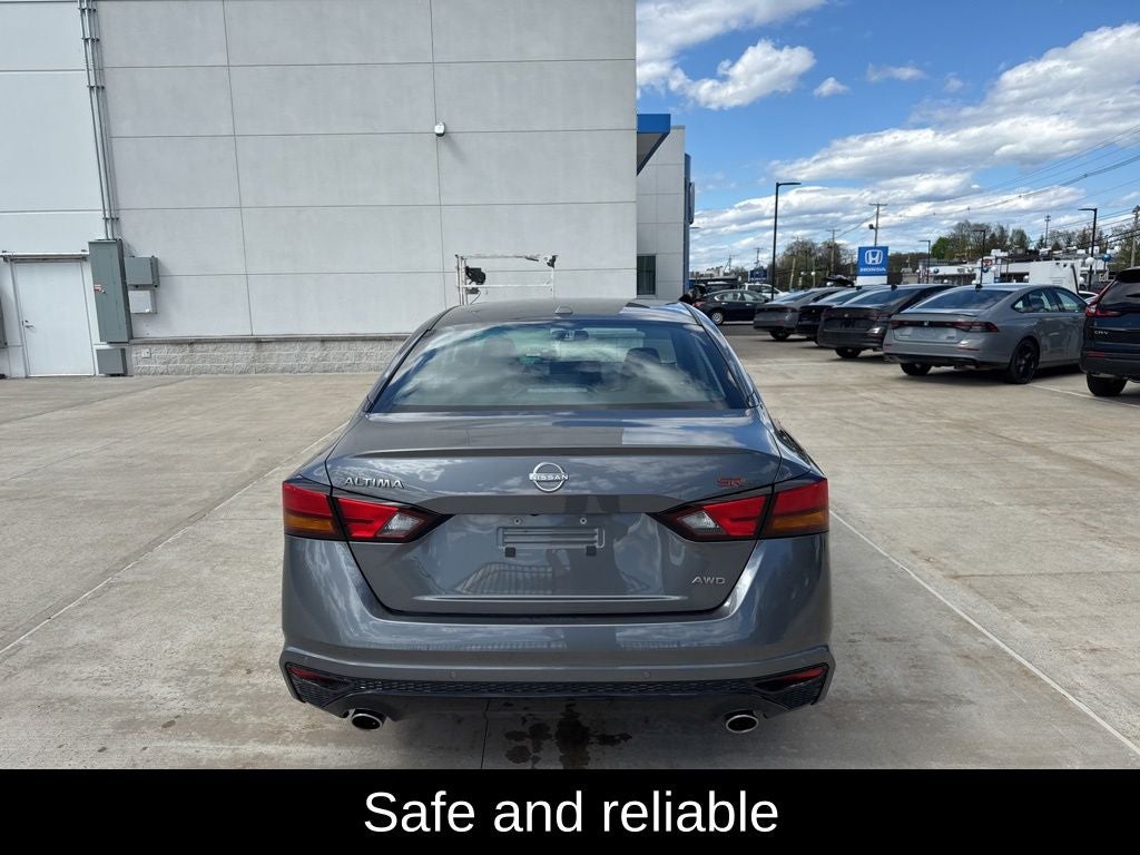 2025 Nissan Altima 2.5 SR