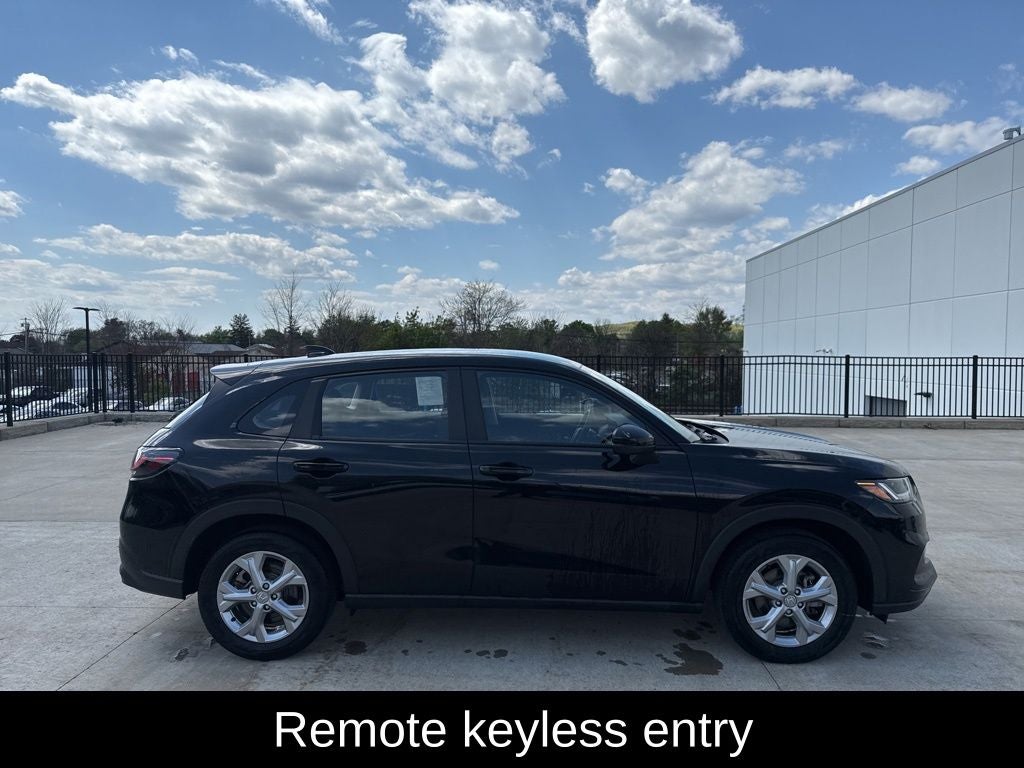 2025 Honda HR-V LX