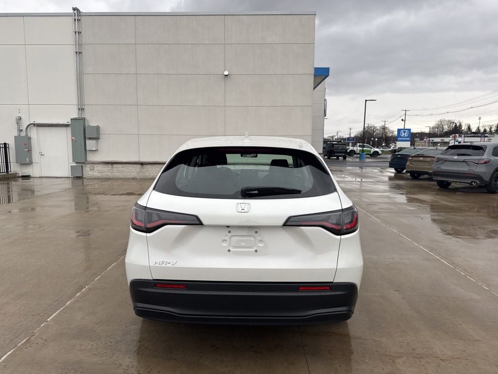 2025 Honda HR-V LX